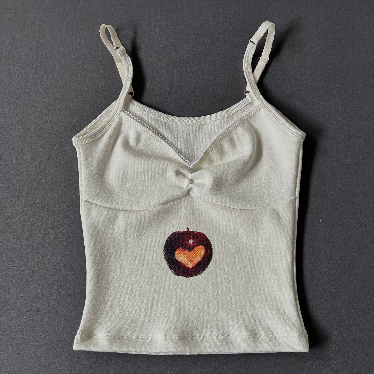 APPLE<3 CAMI
