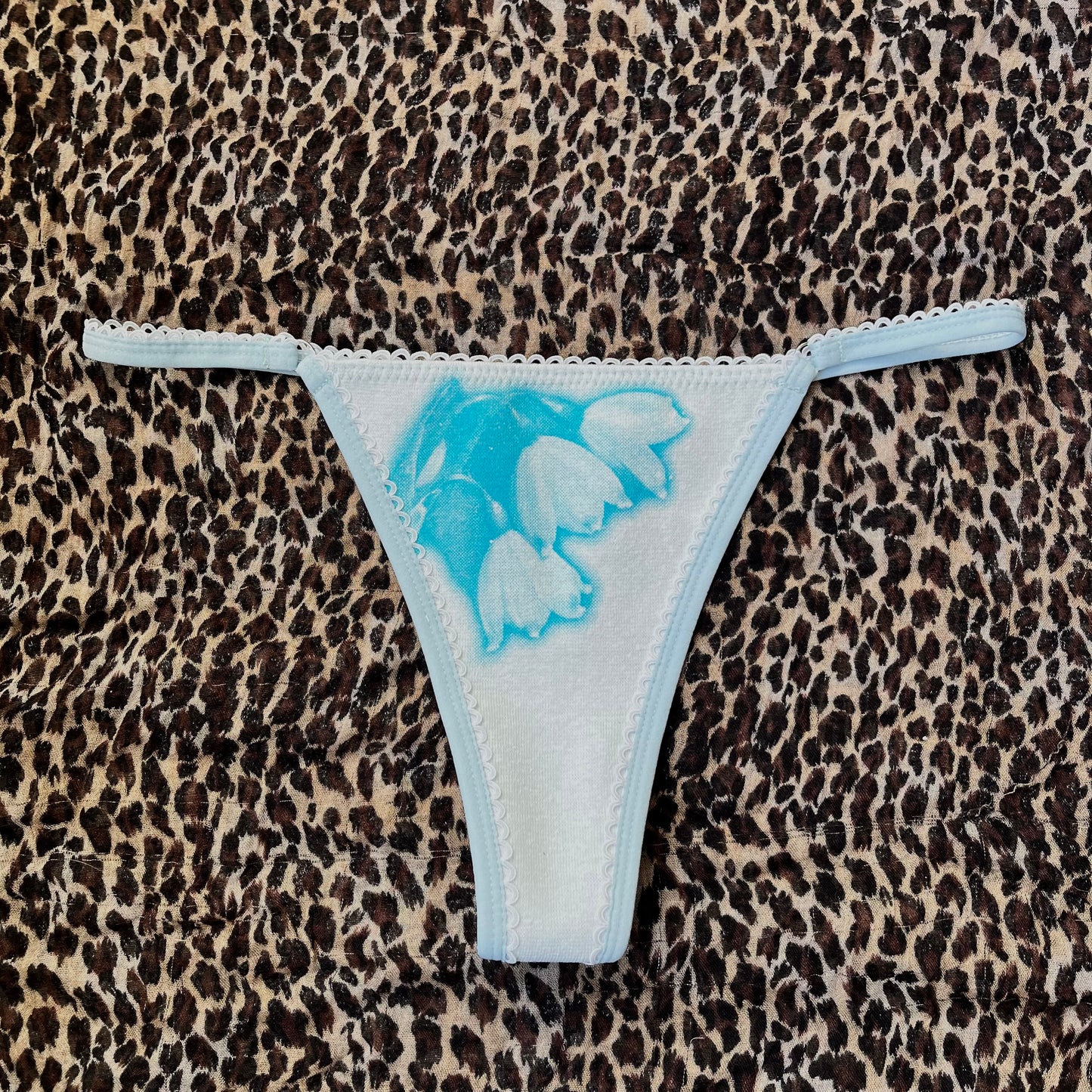 BLUEBELL THONG