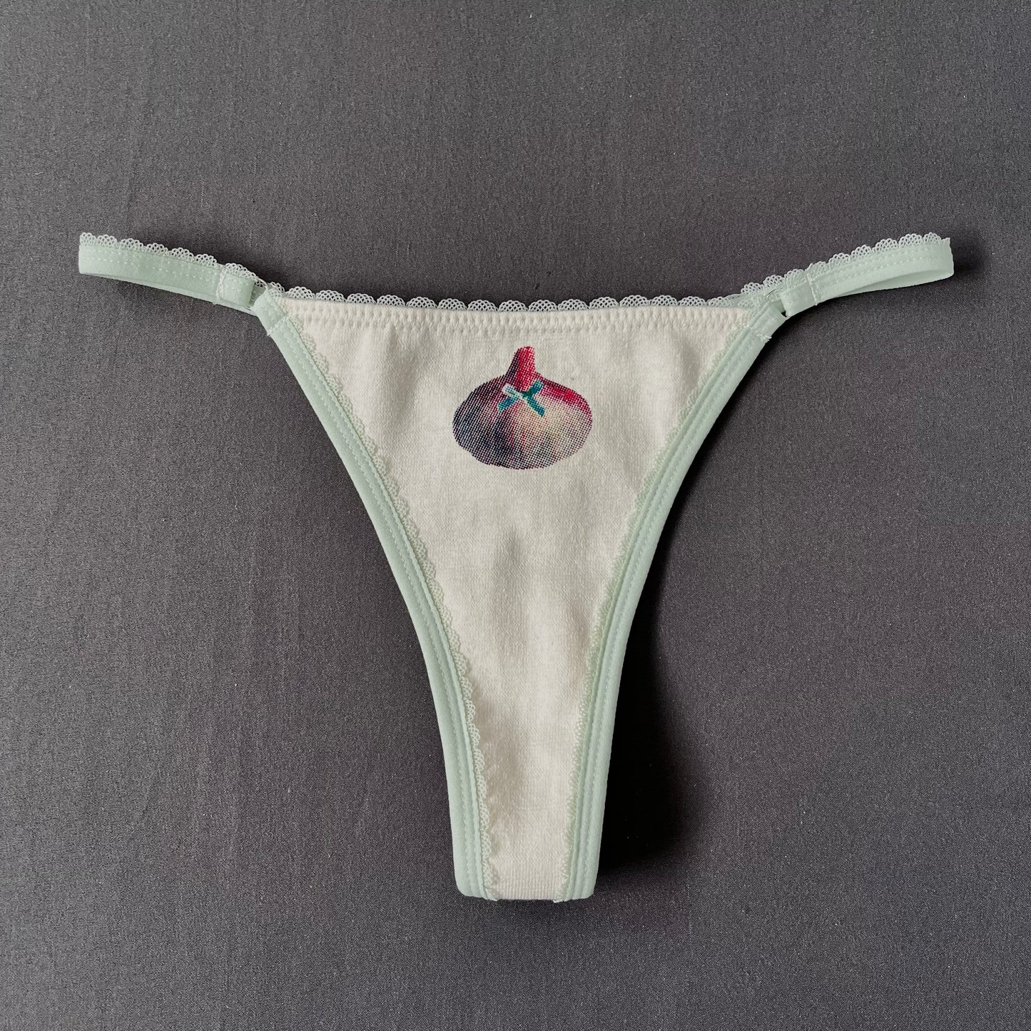 GARLIC BREATH THONG