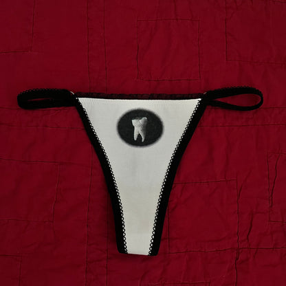 T00TH THONG