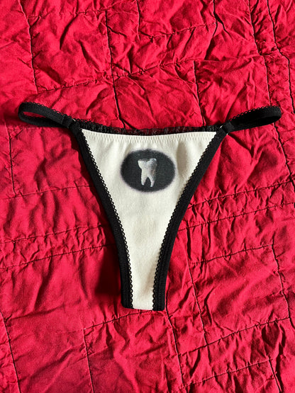 XS TOOTH THONG