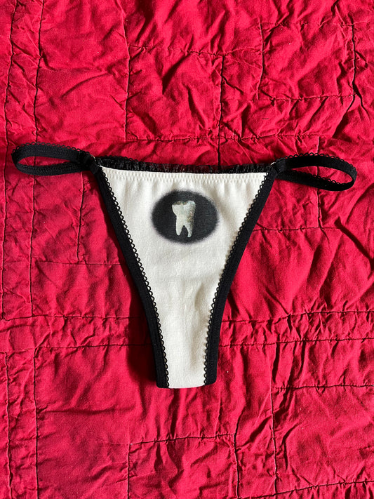 S TOOTH THONG