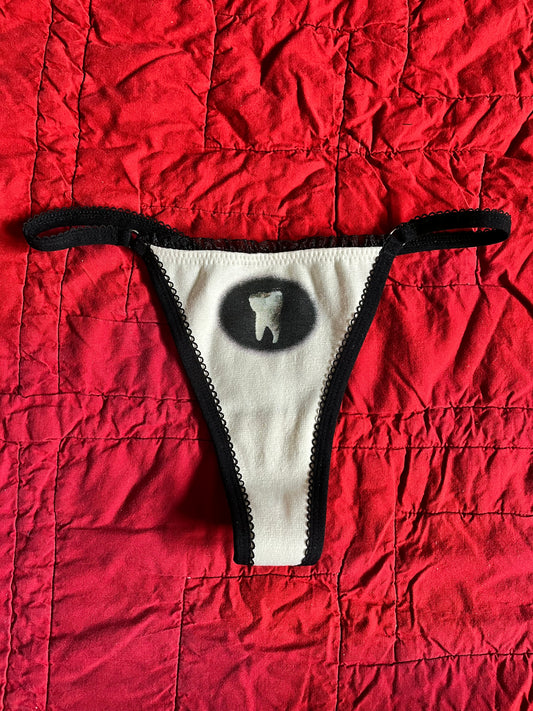 S TOOTH THONG