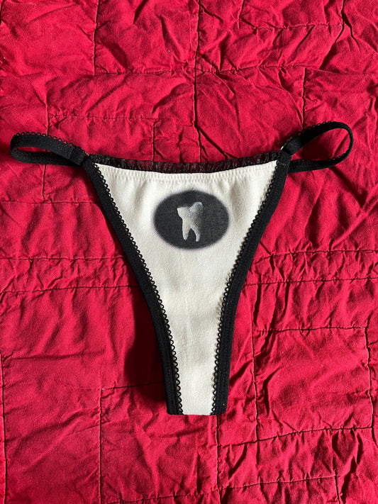 XS TOOTH THONG