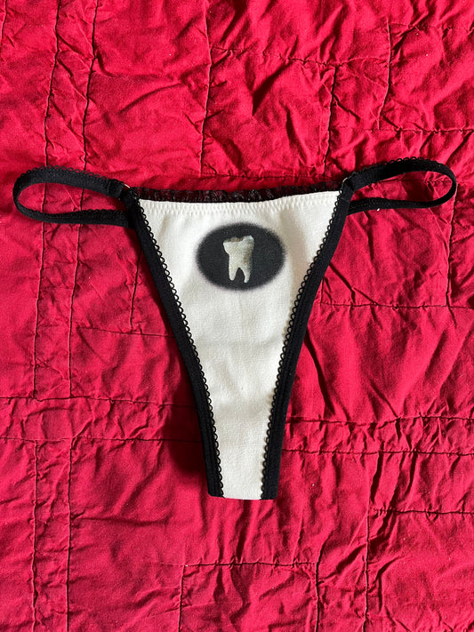 S TOOTH THONG