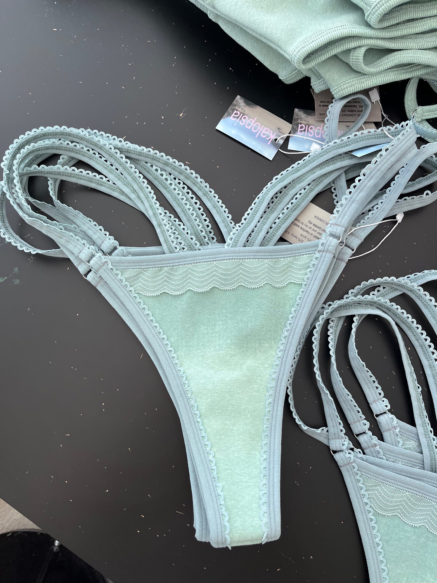 CELADON THONG